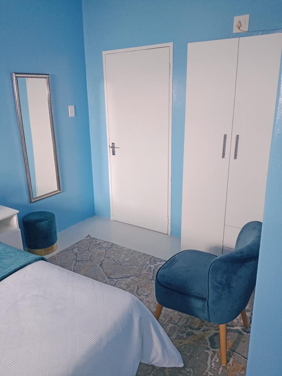 Bedroom, wardrobe