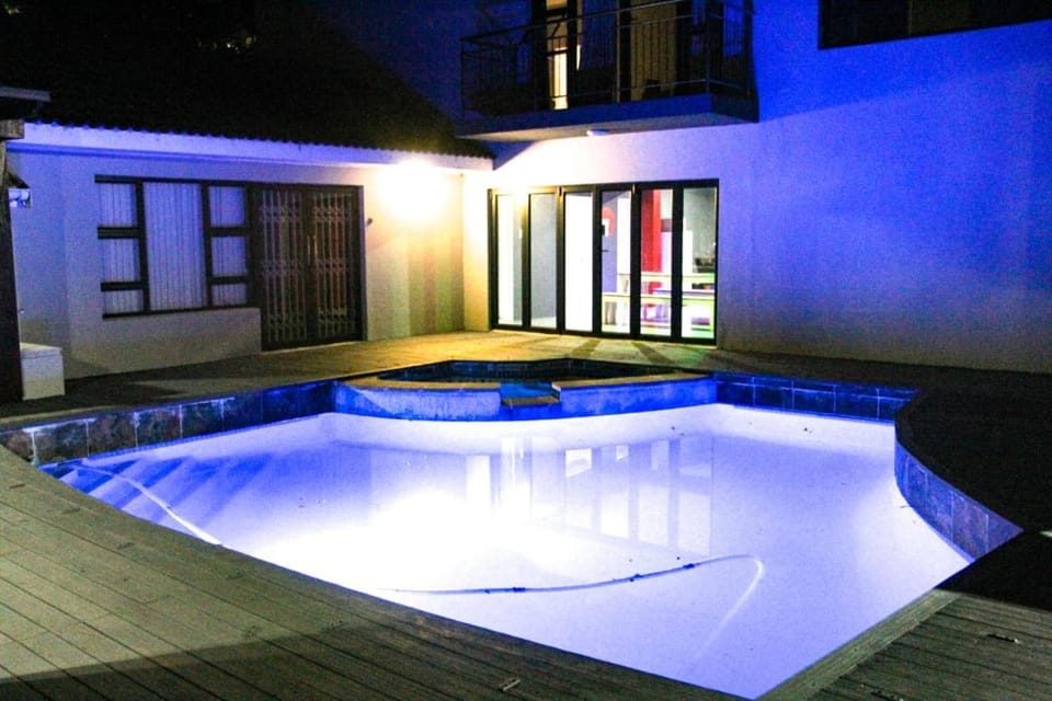 Night, Swimming pool