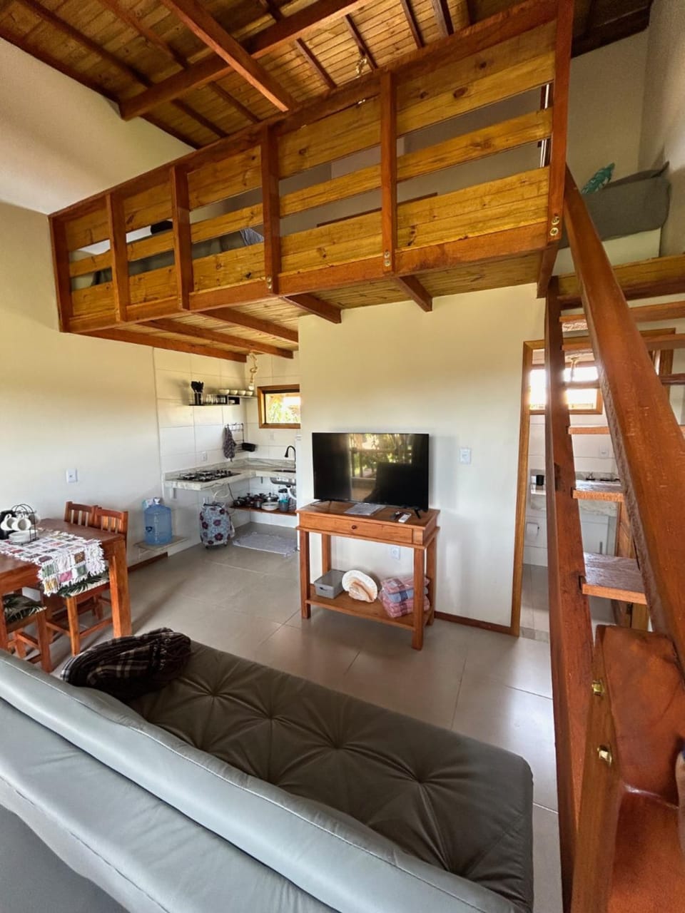 Communal lounge/ TV room, Kitchen or kitchenette, Dining area
