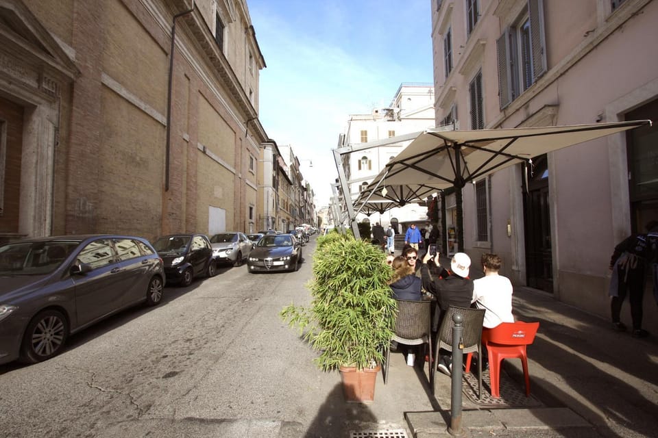 Neighbourhood, City view, Location