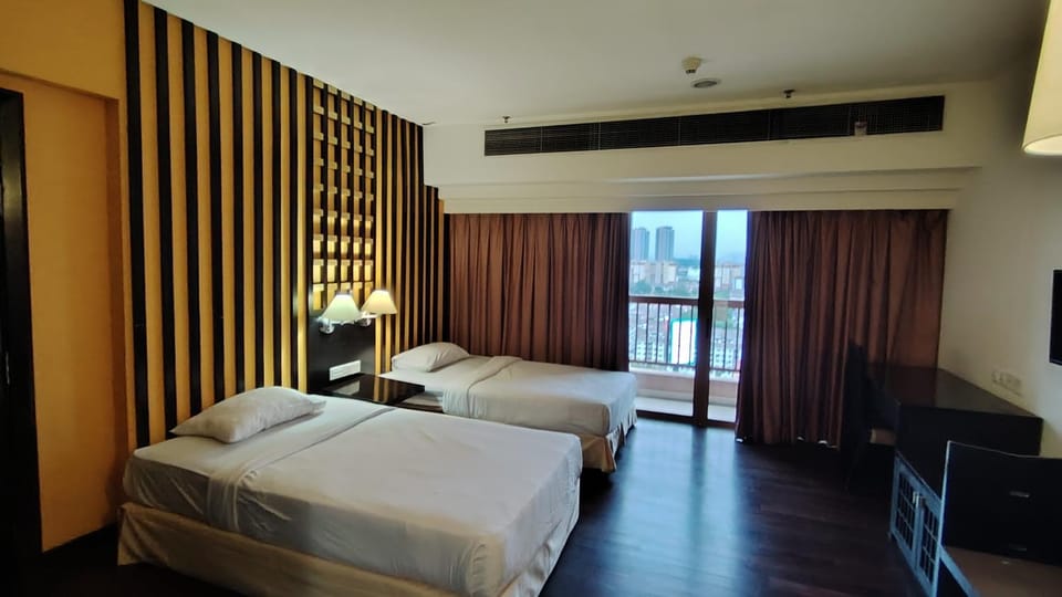 Sunway Lagoon Family Suites at Sunway Pyramid & Sunway Lagoon Apartment in Subang Jaya