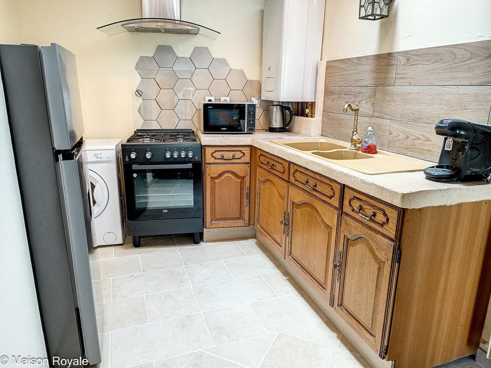 Coffee/tea facilities, minibar, stove, stove, washing machine, washing machine, kitchen, kitchen