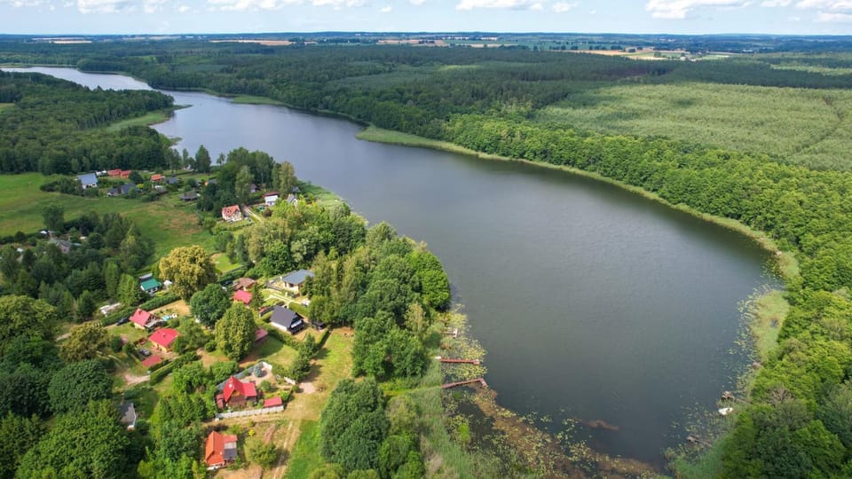 Domek nad jeziorem Apartment in West Pomeranian Voivodeship, Poland