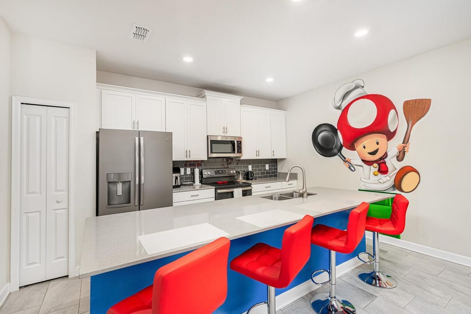 Kitchen or kitchenette