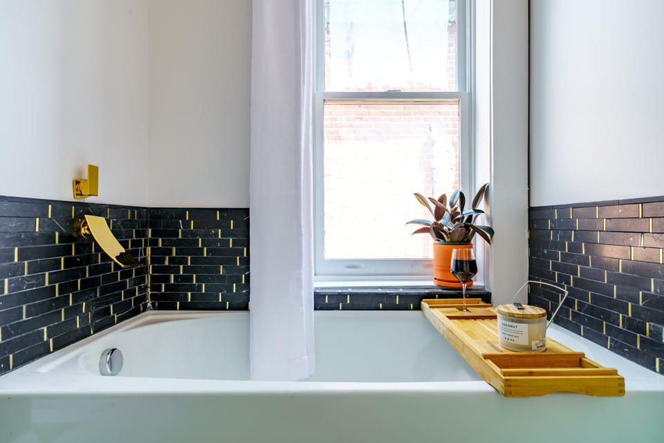 Bathroom, Bath