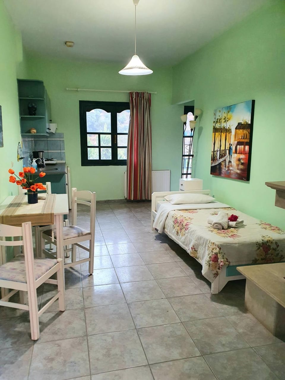 Living room, Dining area, kitchen