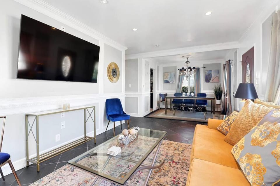 Luxury Home - 7mins LAX/Beach, 405/SoFi nearby House in Del Aire
