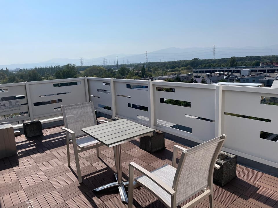 Day, Natural landscape, View (from property/room), Balcony/Terrace