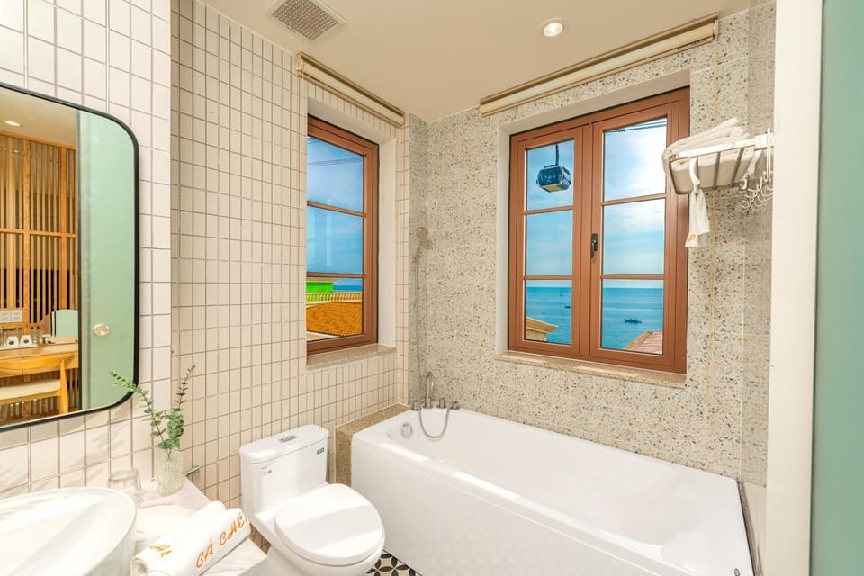 Toilet, Bathroom, Open Air Bath, Open Air Bath, Bath, towels