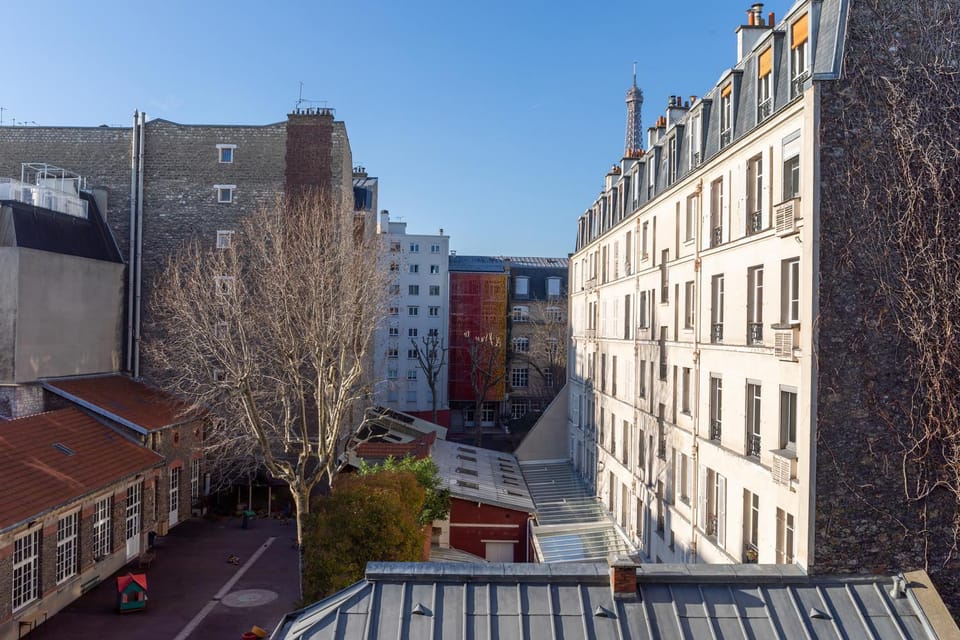 Property building, Neighbourhood, City view