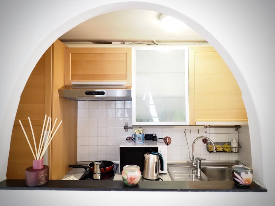STUDIO POLLAIUOLI 9 - Acquario - GENOVABB IT Apartment in Genoa