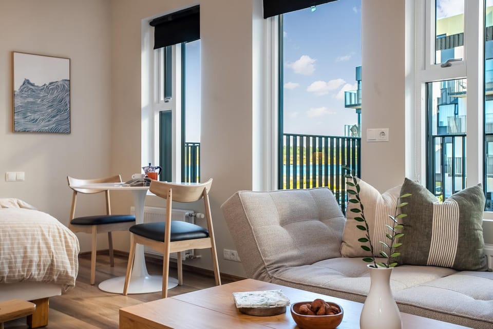 Tranquil Ocean view studio near Sky Lagoon Apartment in Kopavogur