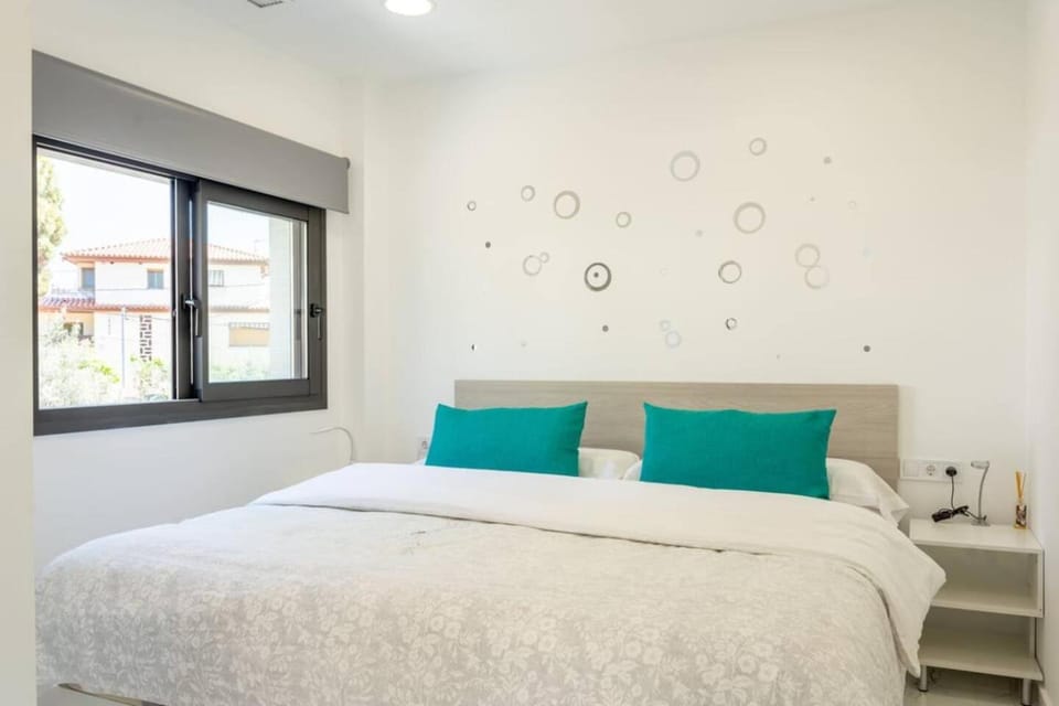 Apartamentos Rosa de Abril Apartment hotel in Maresme