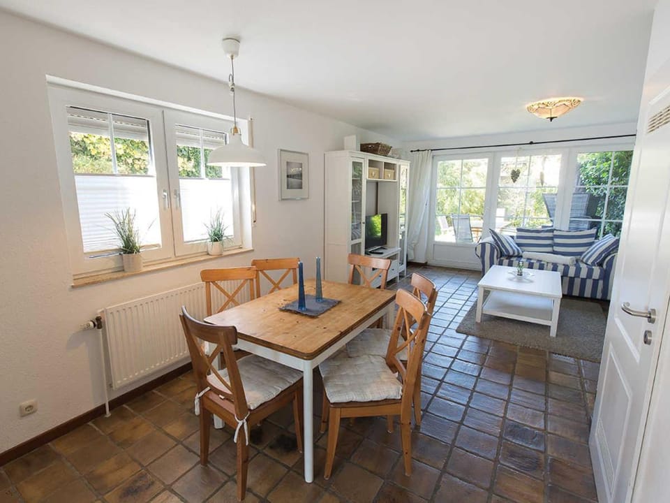 View (from property/room), Dining area