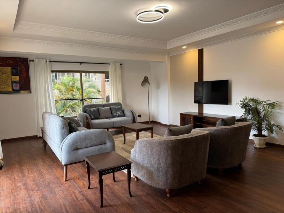 TV and multimedia, Living room, Seating area, Pool view, Area and facilities, safe