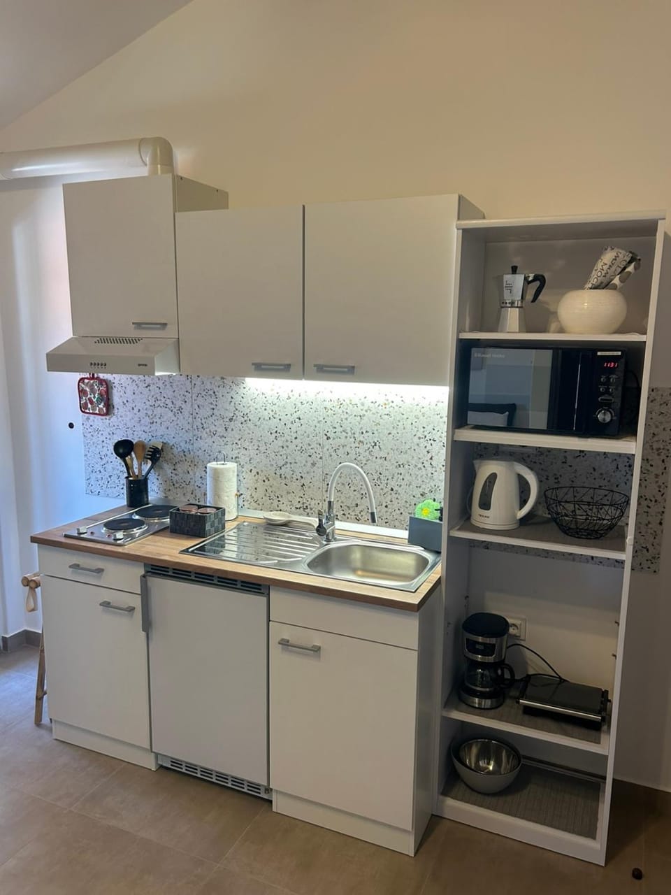 Cozy studio, Rosi 1, with free public parking and free WiFi Apartment in Pula