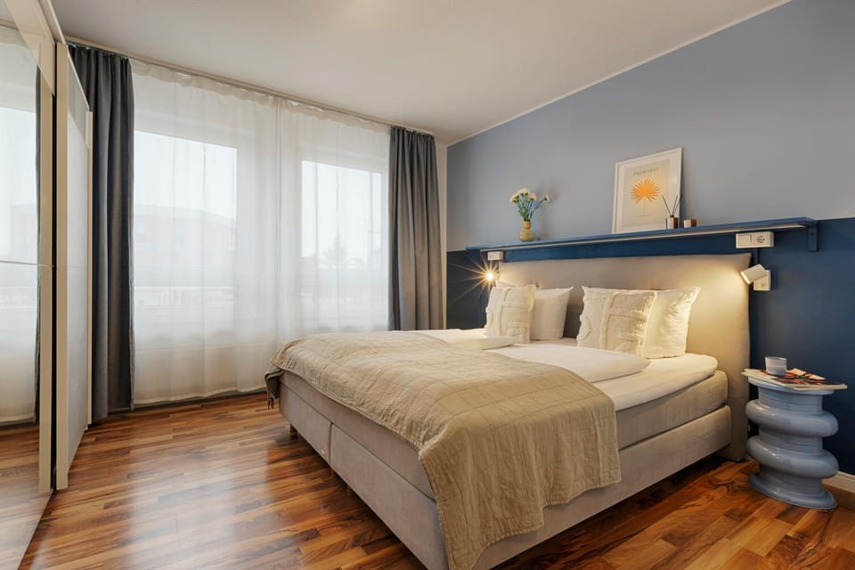 Bed, Bedroom, wardrobe