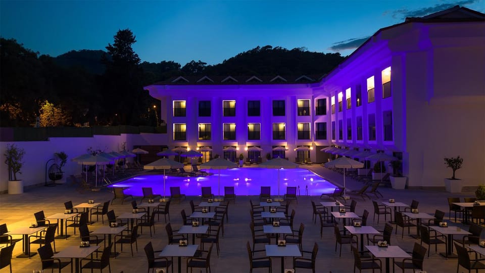 Property building, Swimming pool