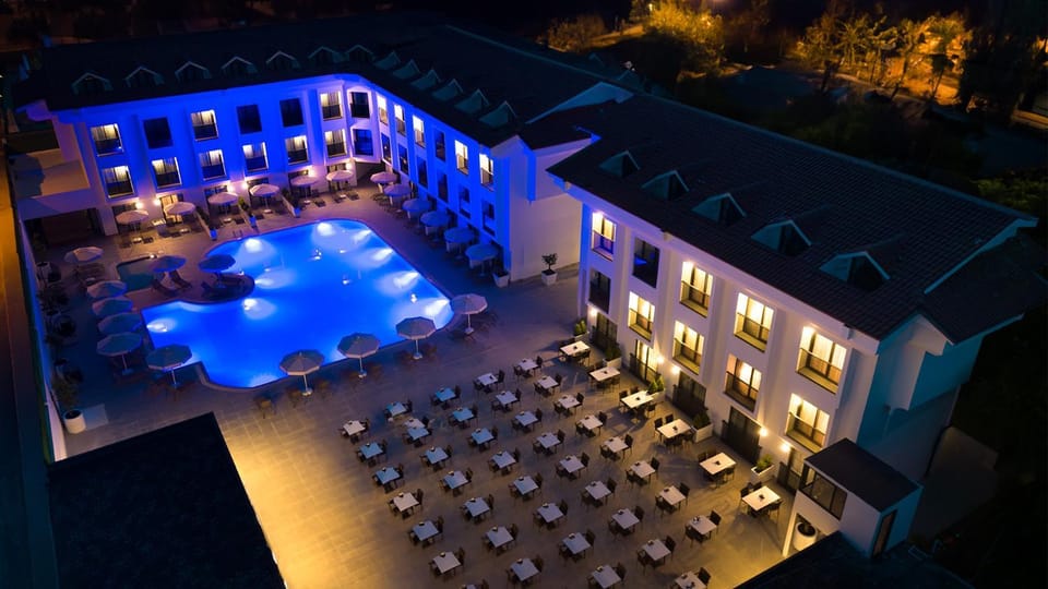 Property building, Swimming pool