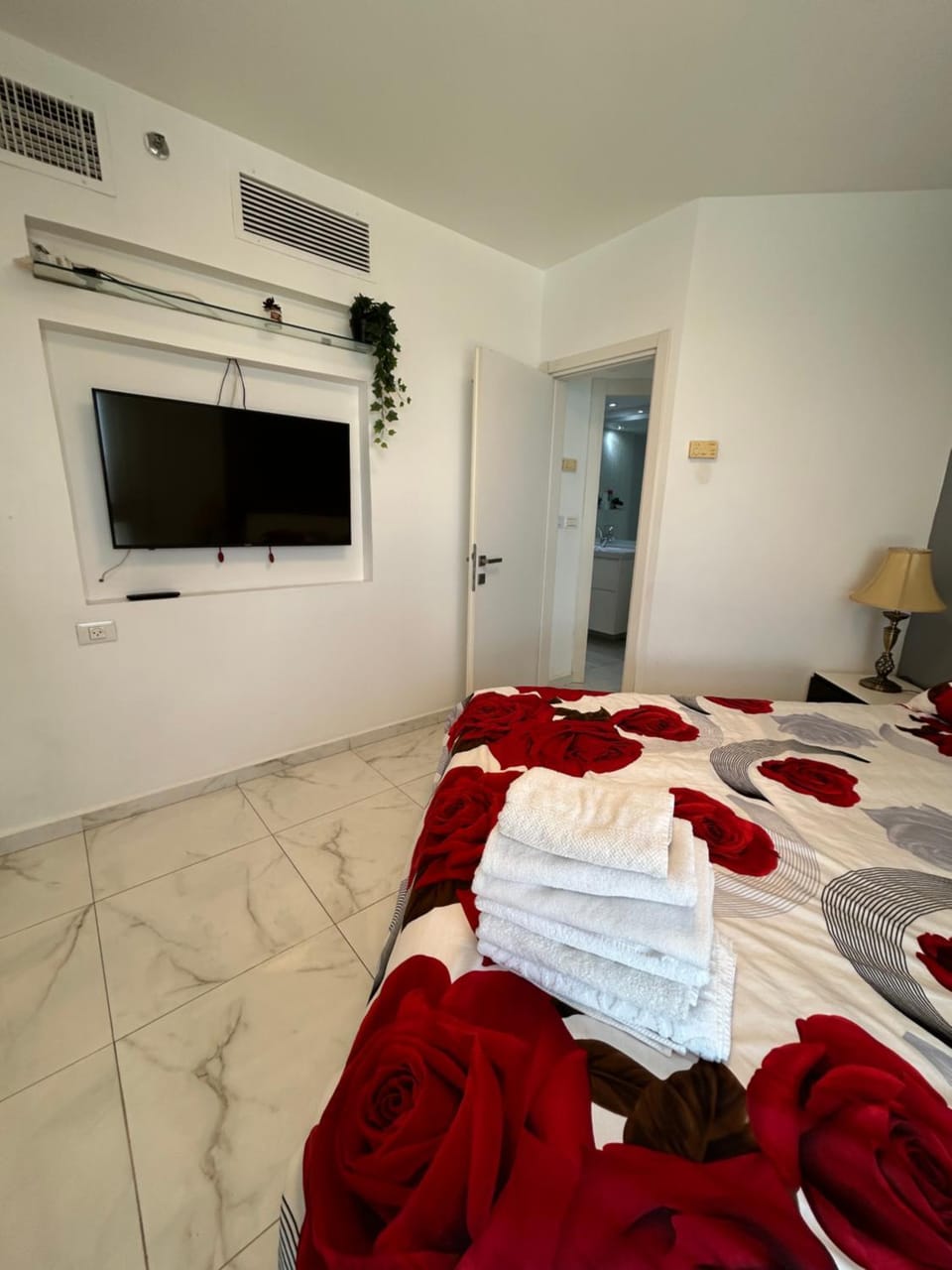 סוויטת אהבה מתוקה על הים-Sweet Love Suite on the sea Apartment in Center District