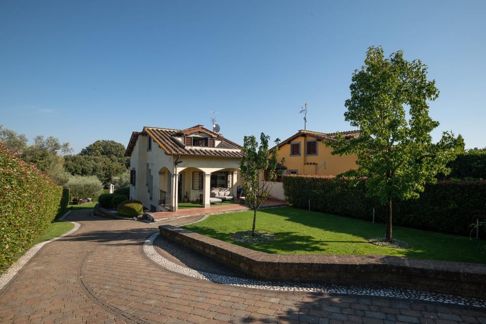 Property building, Garden, Landmark view