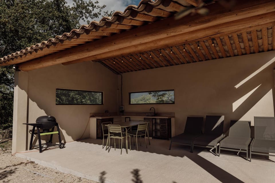 L'Olivier House in Mormoiron