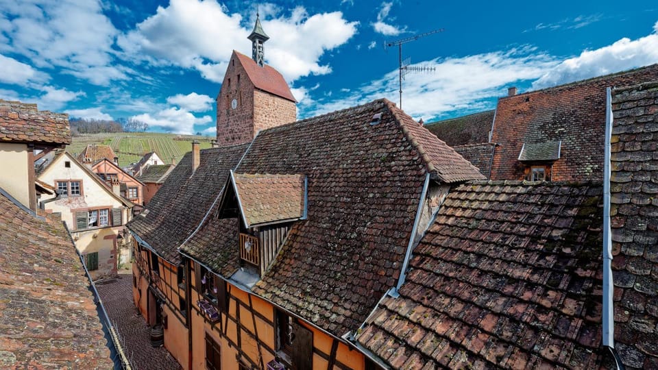 Landmark view, Street view
