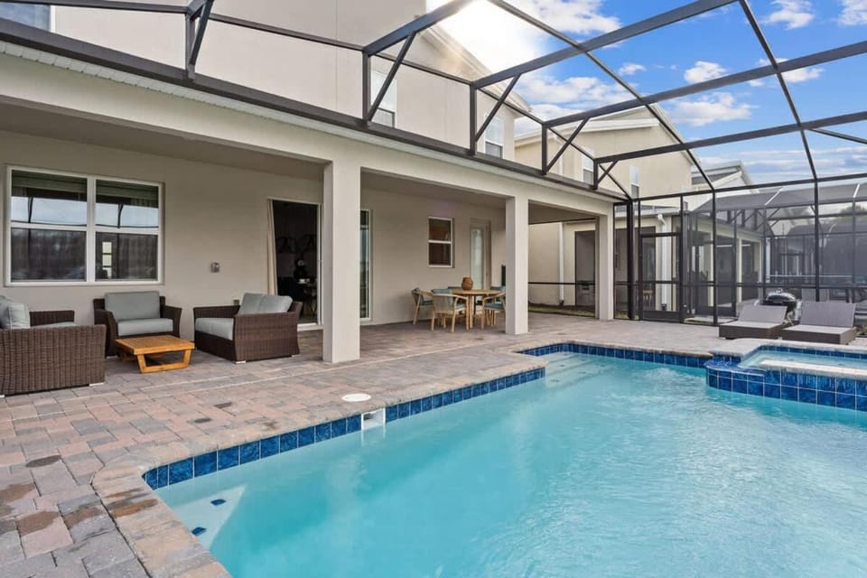 7 BR Large Pool Game Room @ Storey Lake SL2861 House in Kissimmee