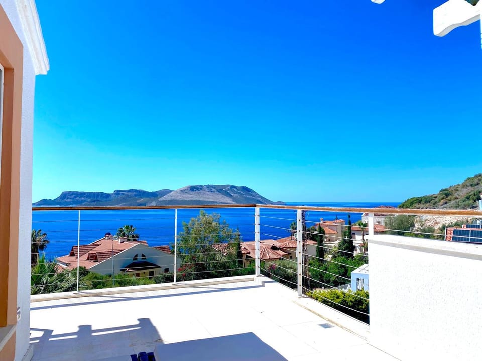 View (from property/room), Balcony/Terrace, Sea view