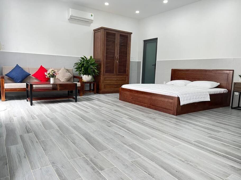 Homestay Luna mountain & sea views! House in Vung Tau