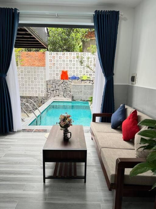 Homestay Luna mountain & sea views! House in Vung Tau