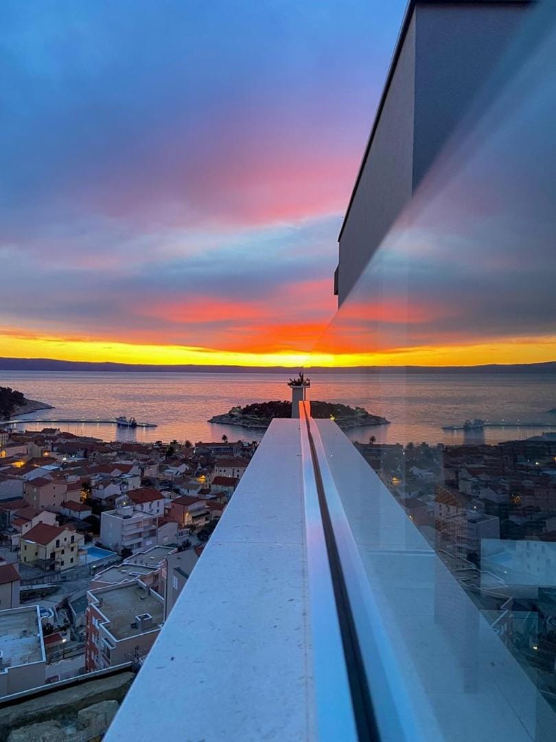Sun&Sea Deluxe apartment,free parking Apartment in Makarska