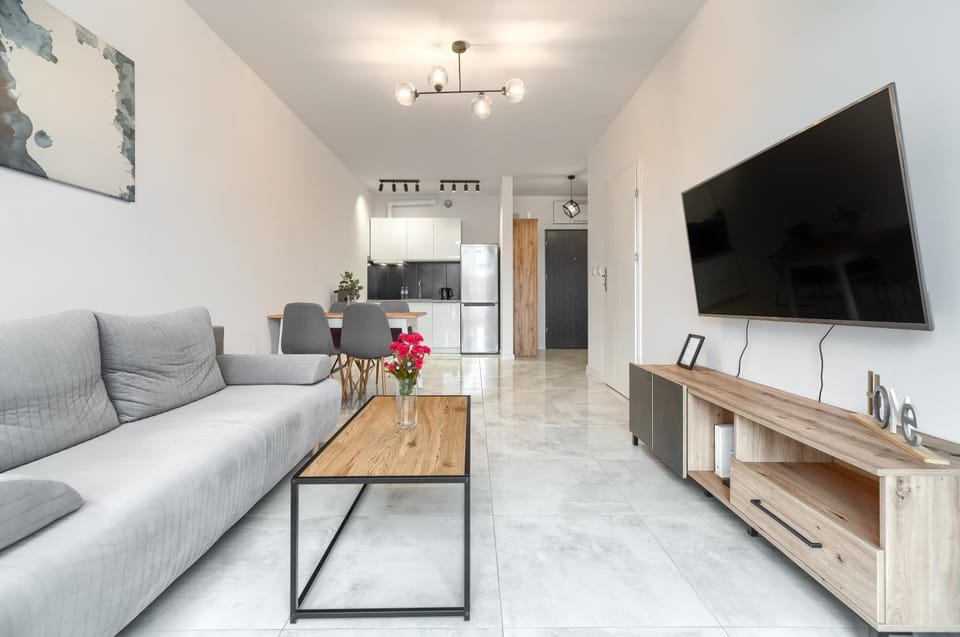TV and multimedia, Kitchen or kitchenette, Living room, Seating area