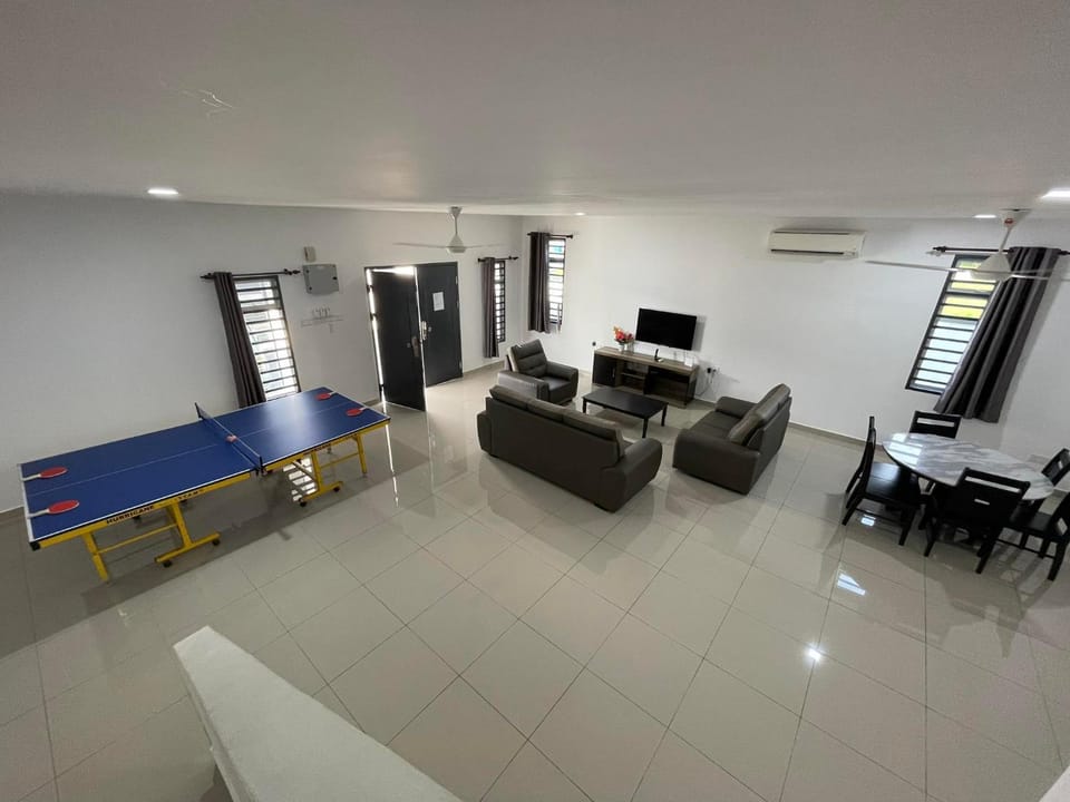 Port Dickson 15Pax 4Bedroom Double Storey House House in Port Dickson