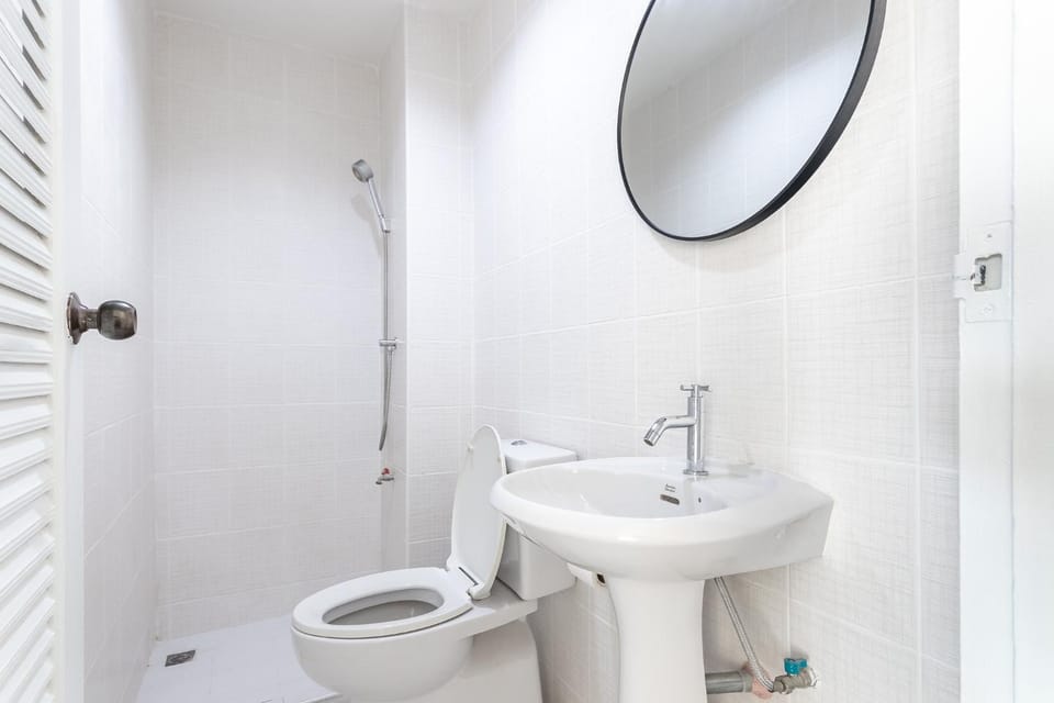 Toilet, Bathroom