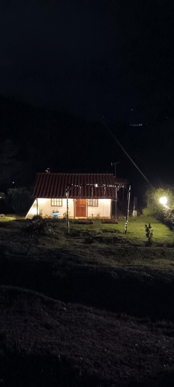 Entre Nubes House in Cundinamarca, Colombia