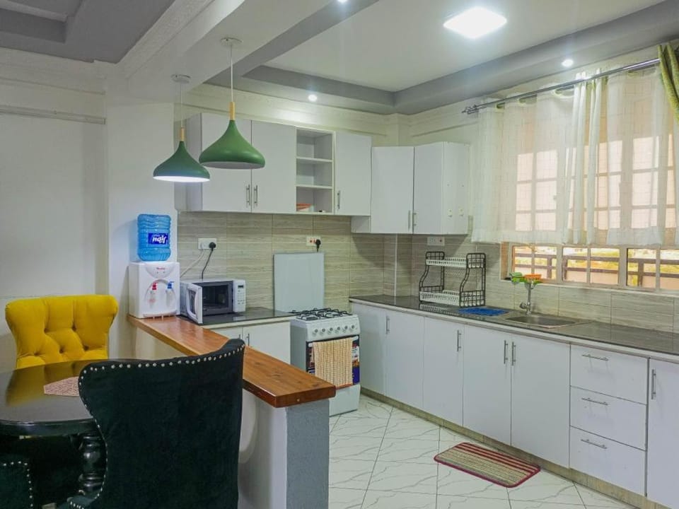 Dinner, kitchen