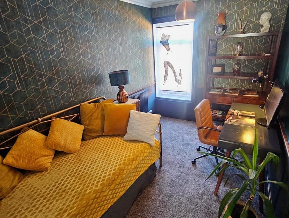 Bed, Library, Bedroom