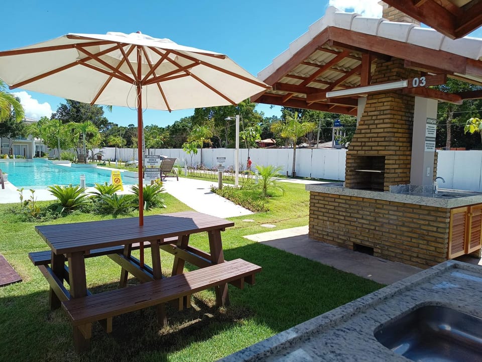 BBQ facilities, Garden view, Pool view