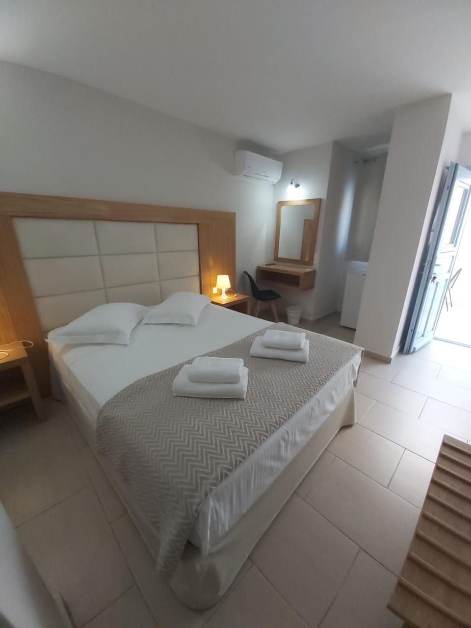 Villa Roussa City Center Villa in Thera