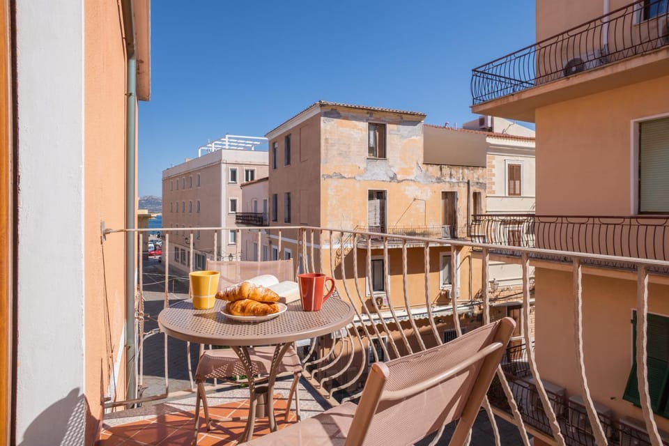 View (from property/room), Balcony/Terrace, Lunch