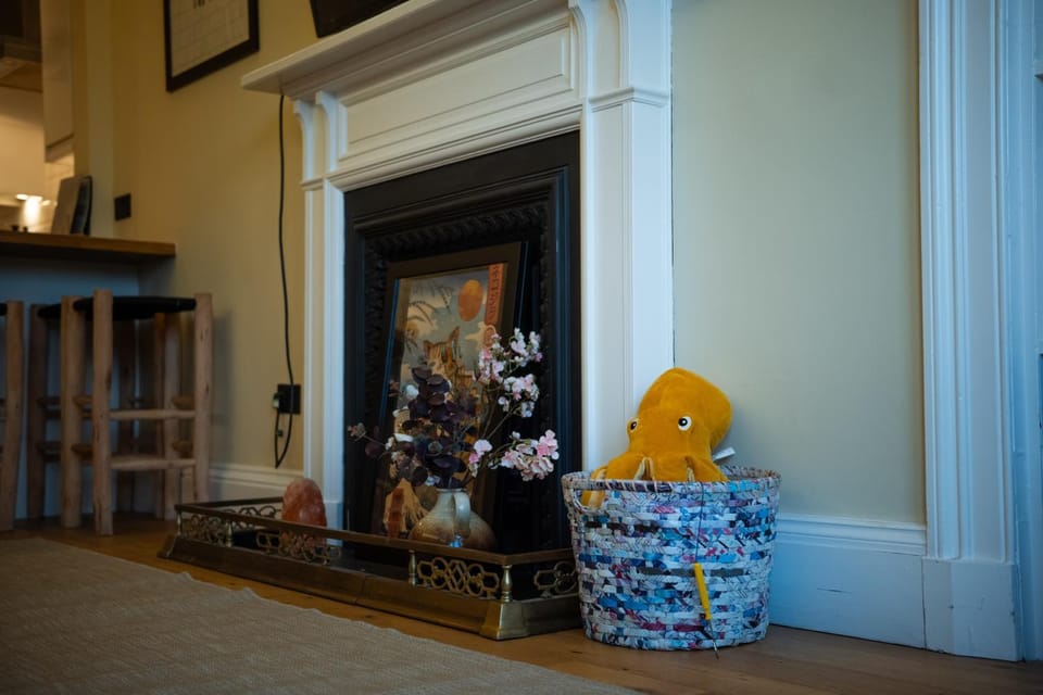 spacious flat, close to the city centre with scenic views Apartment in Edinburgh