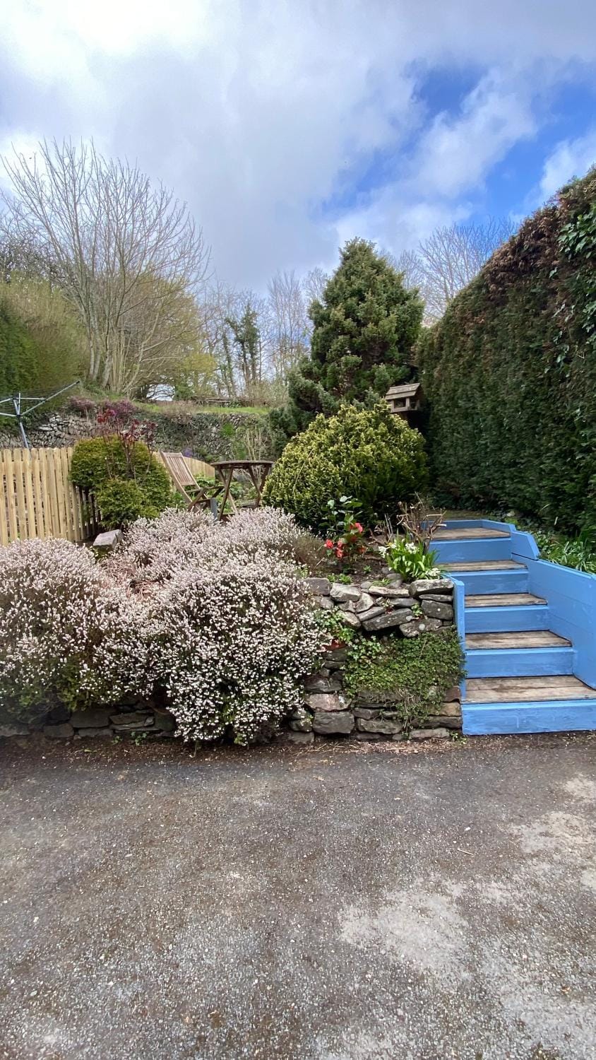 Cosy Nook thatched cottage with Exmoor views House in West Somerset District