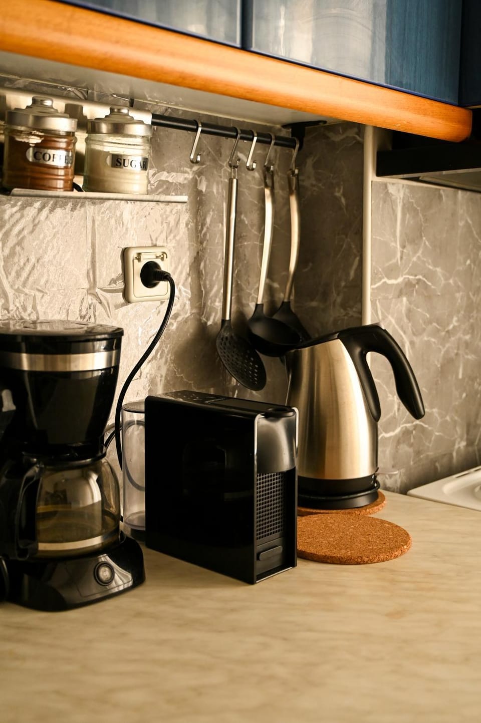 Coffee/tea facilities, Kitchen or kitchenette
