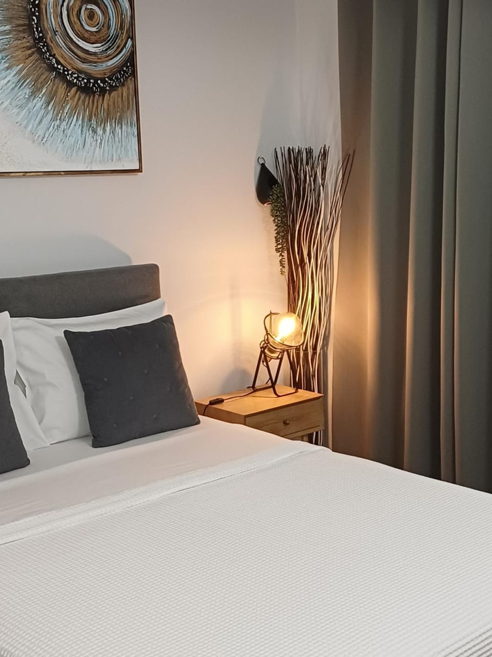 Rafina's BLUE HEART! Steps from the beach,2 min walk - WALK to Rafina main square 10 min, and Port about 15 min walk ! Ideal vacation base! Apartment in East Attica Regional Unit, Greece