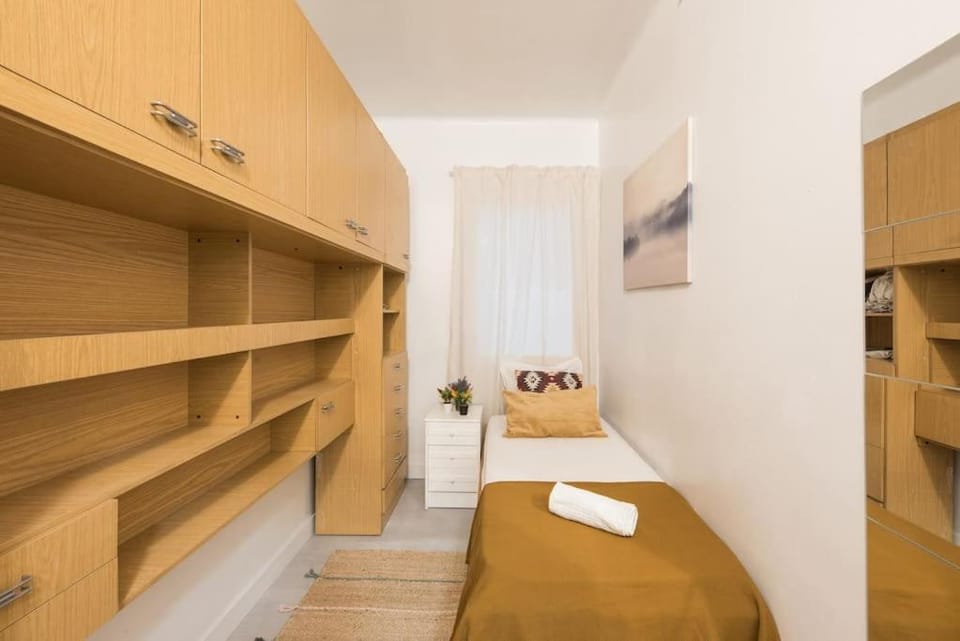 Llorens Sagrada Familia Apartment in Barcelona
