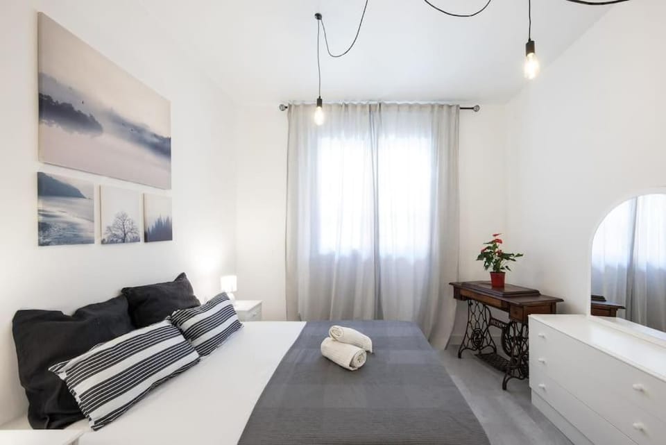 Llorens Sagrada Familia Apartment in Barcelona