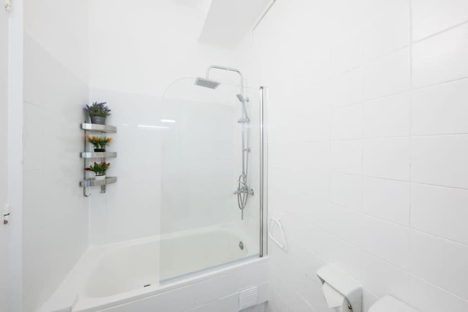 Llorens Sagrada Familia Apartment in Barcelona