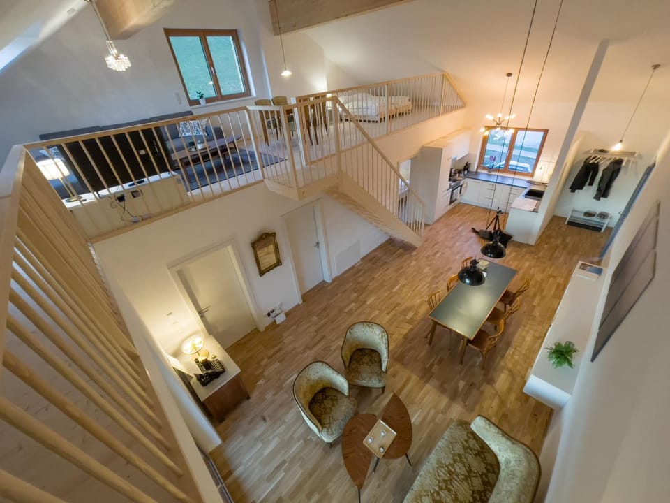 Kitchen or kitchenette, Seating area, Dining area