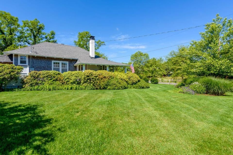 East Chop 90 House in Tisbury
